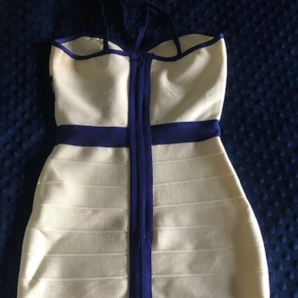 Dress - Picture 2 of 5